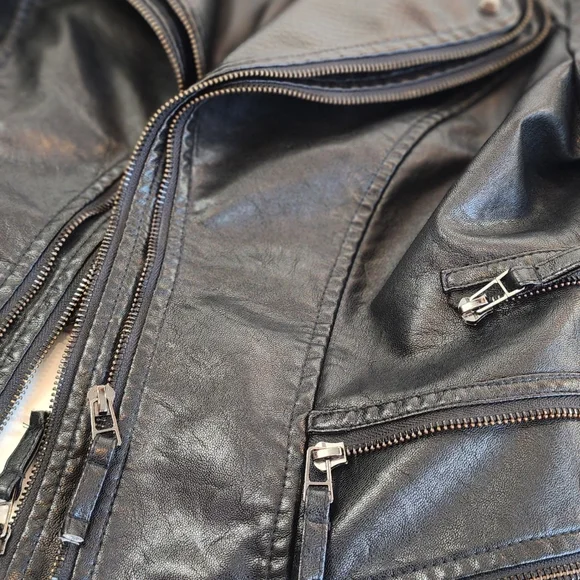 Sold - Picture 7 of 7